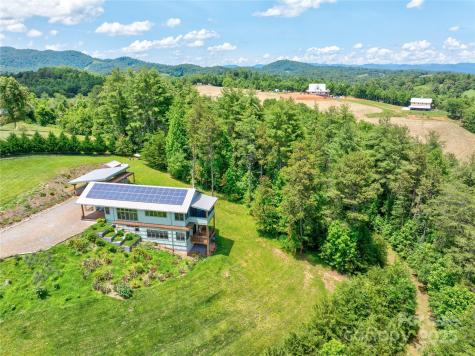 13 New Home Road Marshall NC 28753