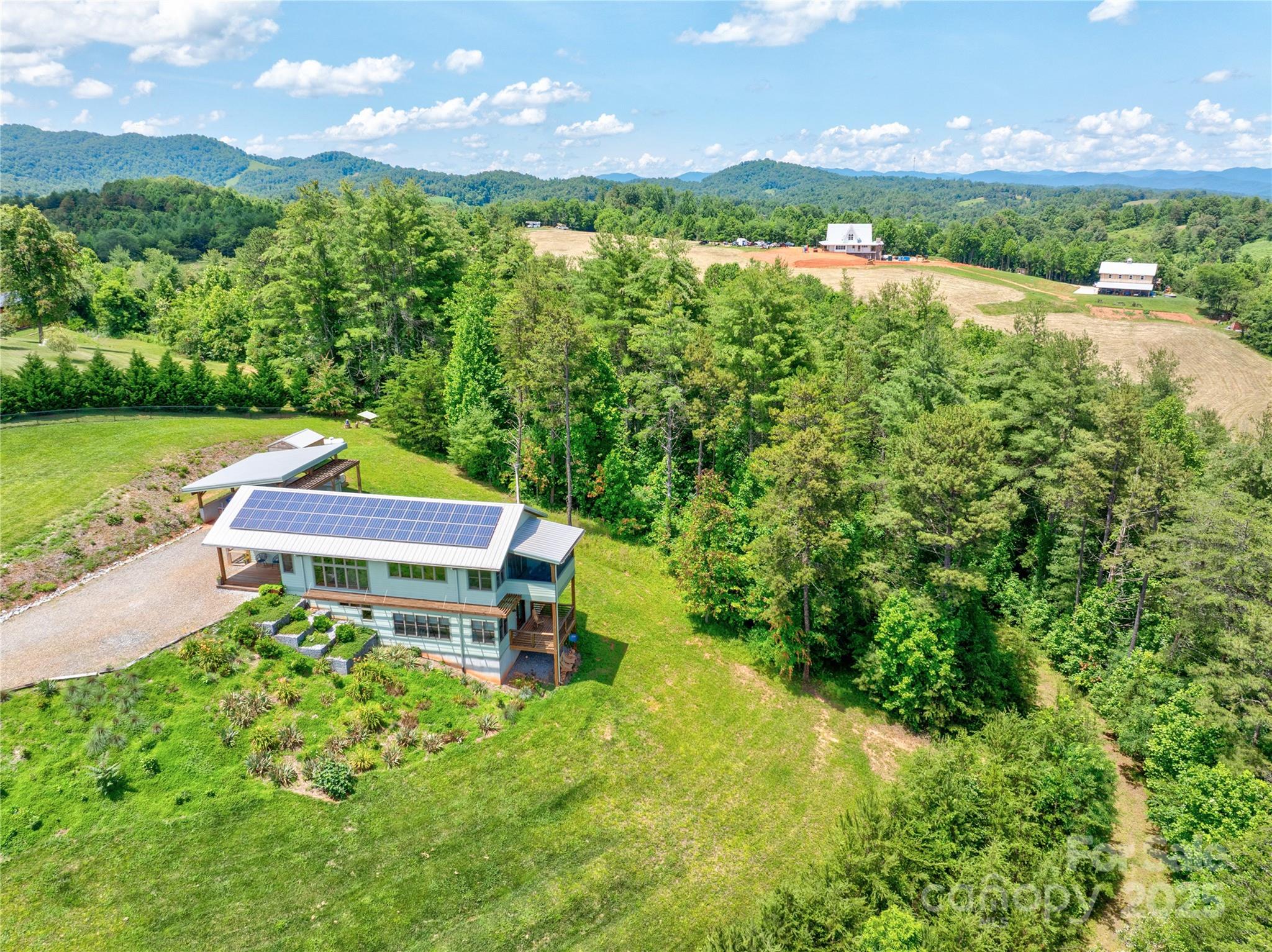 13 New Home Road Marshall NC 28753