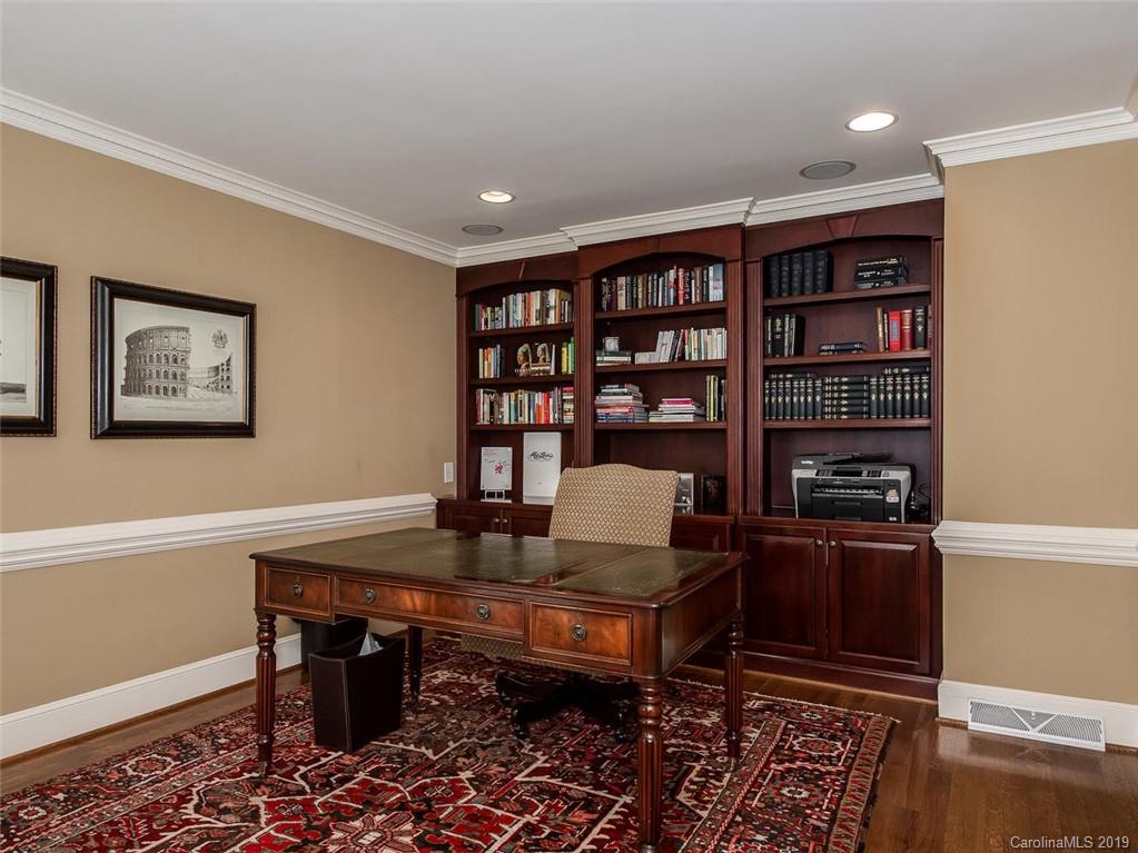 4101 Columbine Circle Charlotte NC 28211