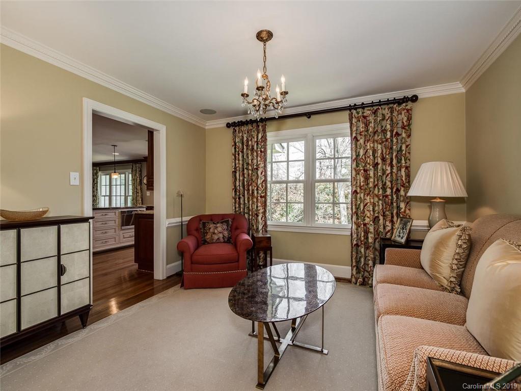 4101 Columbine Circle Charlotte NC 28211