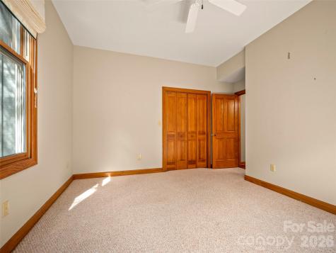 4 Wild Ivy Run Hendersonville NC 28739