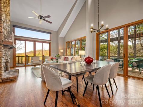 4 Wild Ivy Run Hendersonville NC 28739
