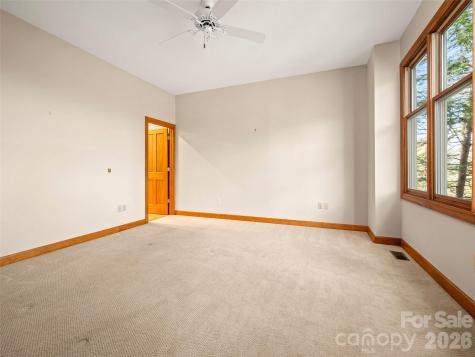 4 Wild Ivy Run Hendersonville NC 28739