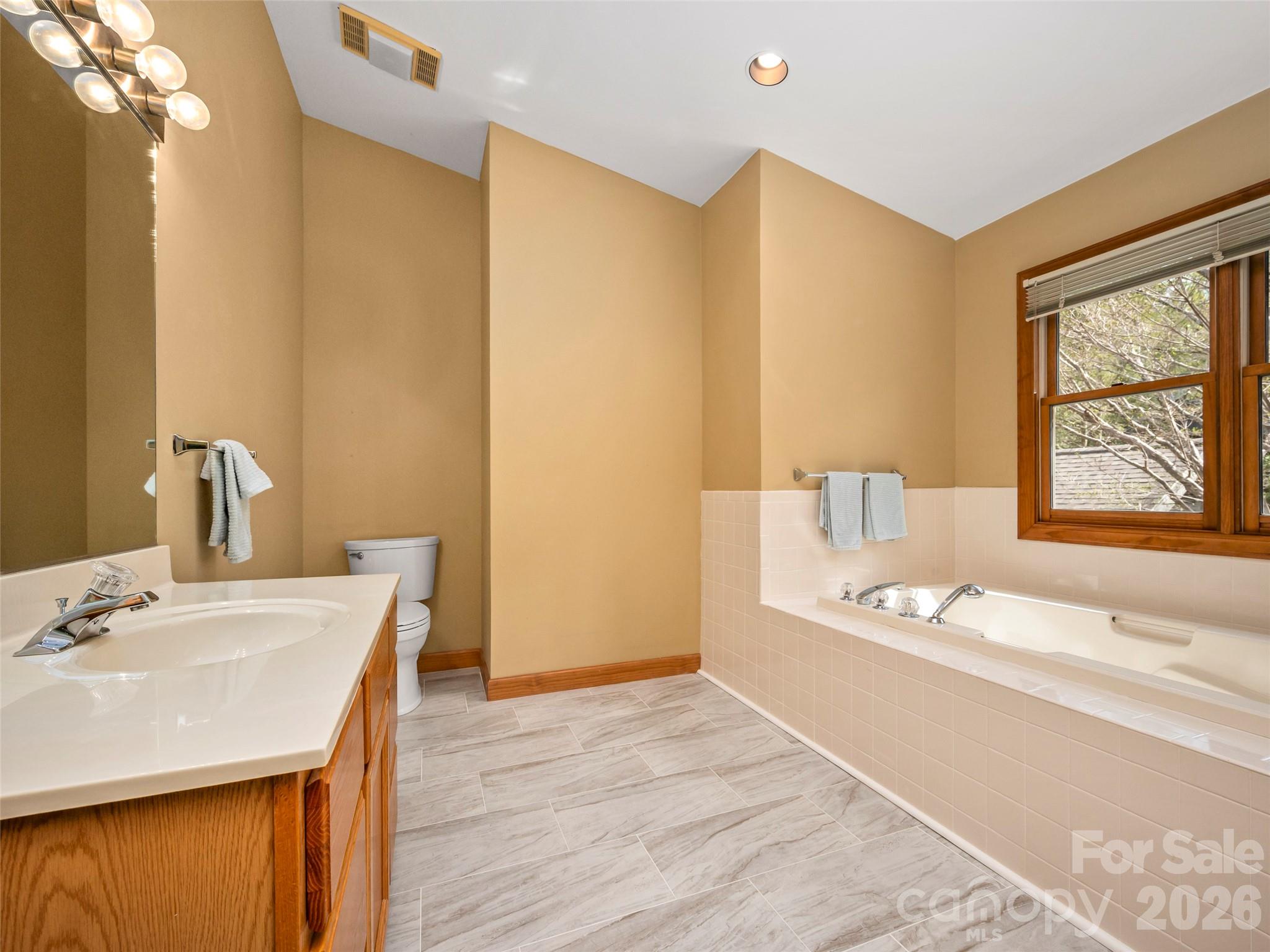 4 Wild Ivy Run Hendersonville NC 28739