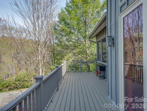 4 Wild Ivy Run Hendersonville NC 28739