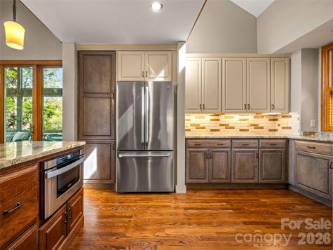 4 Wild Ivy Run Hendersonville NC 28739