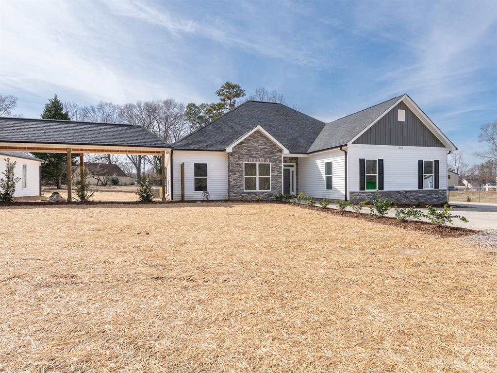 1013 Tom Sadler Road Charlotte NC 28214