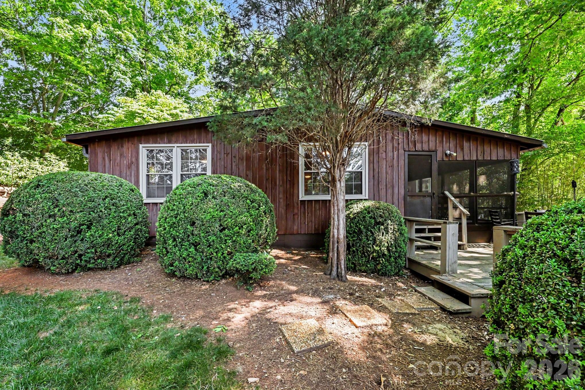 1589 Warf Road Lexington NC 27292