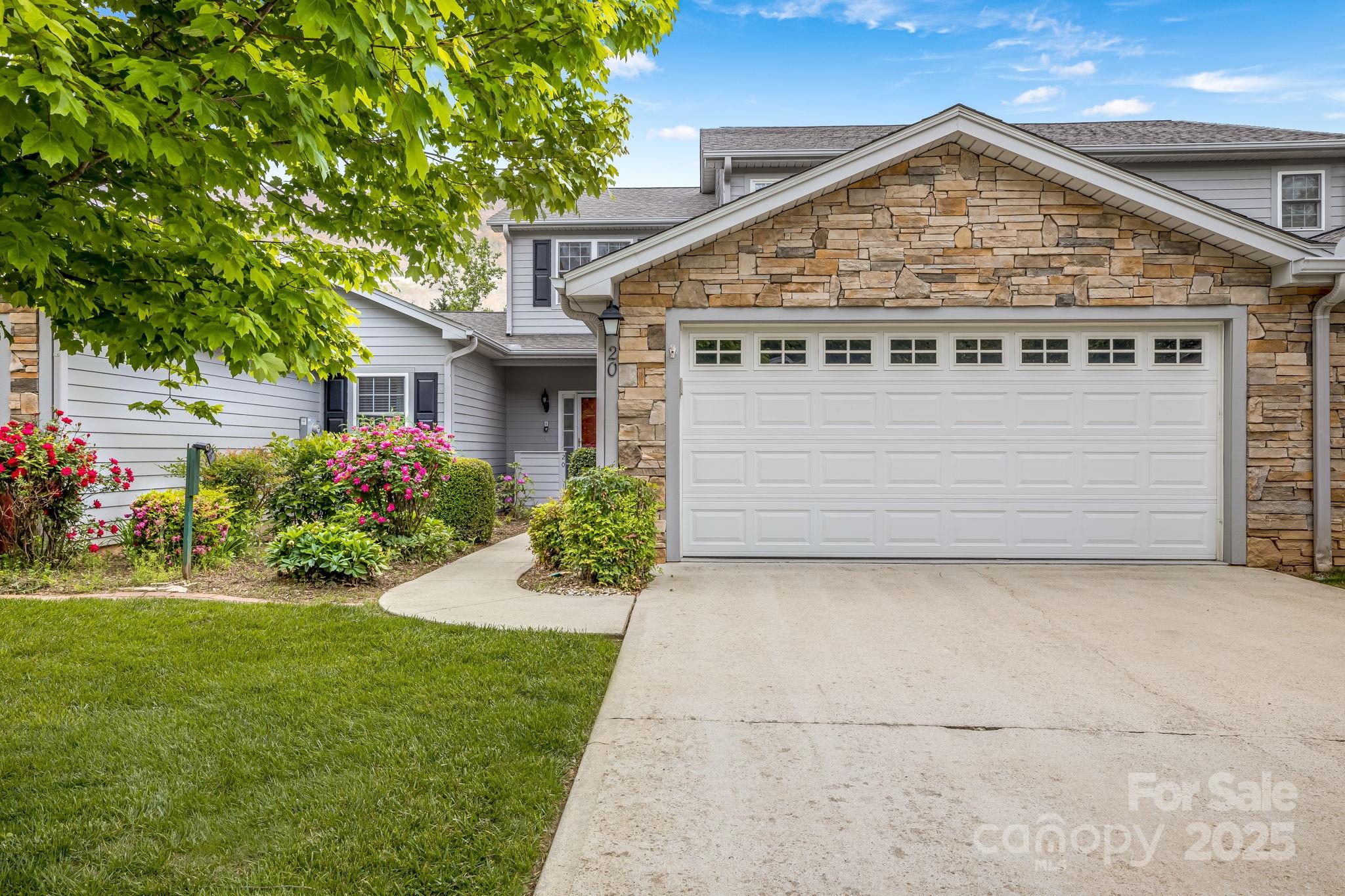 20 Holiday Drive Arden NC 28704