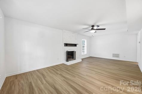 405 Leighton Court Matthews NC 28105