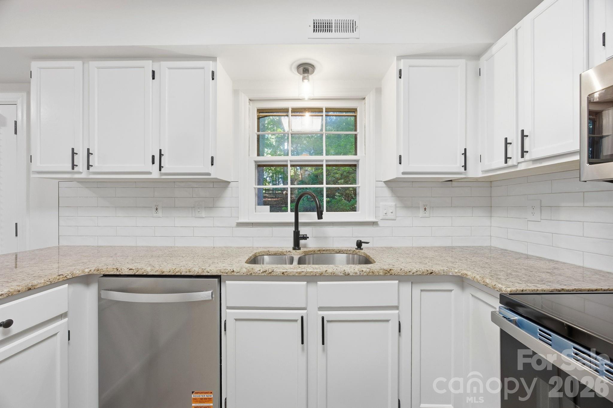 405 Leighton Court Matthews NC 28105