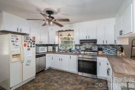 636 Poplar Drive Shelby NC 28152