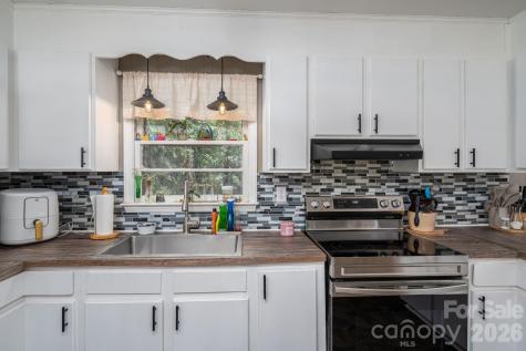 636 Poplar Drive Shelby NC 28152
