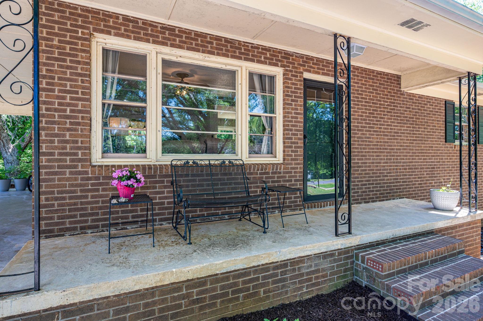 636 Poplar Drive Shelby NC 28152