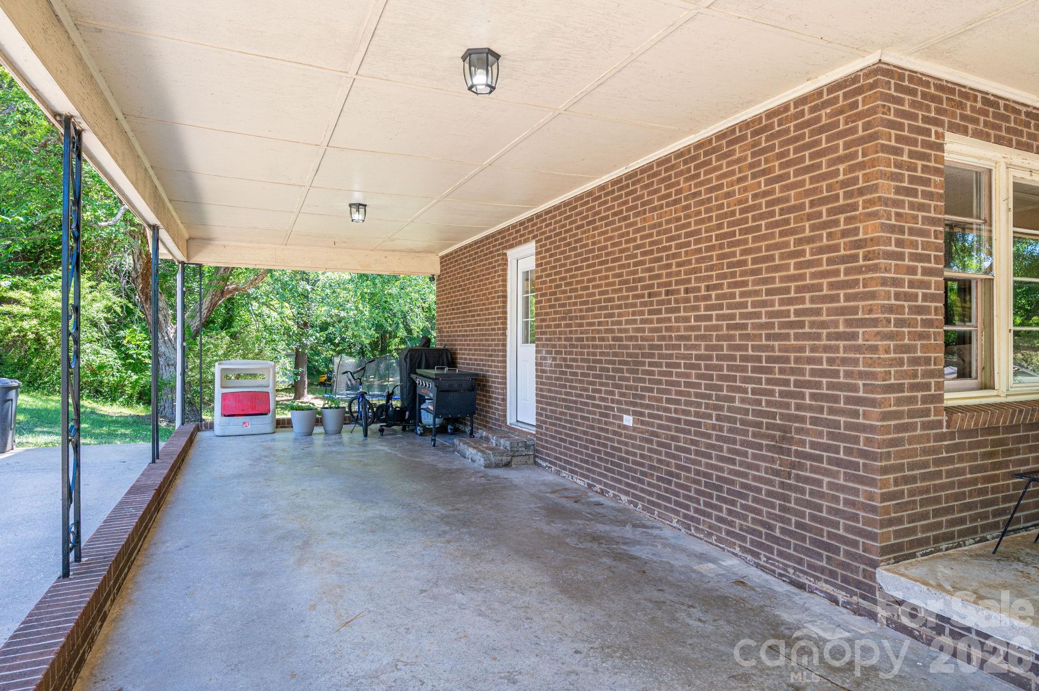 636 Poplar Drive Shelby NC 28152