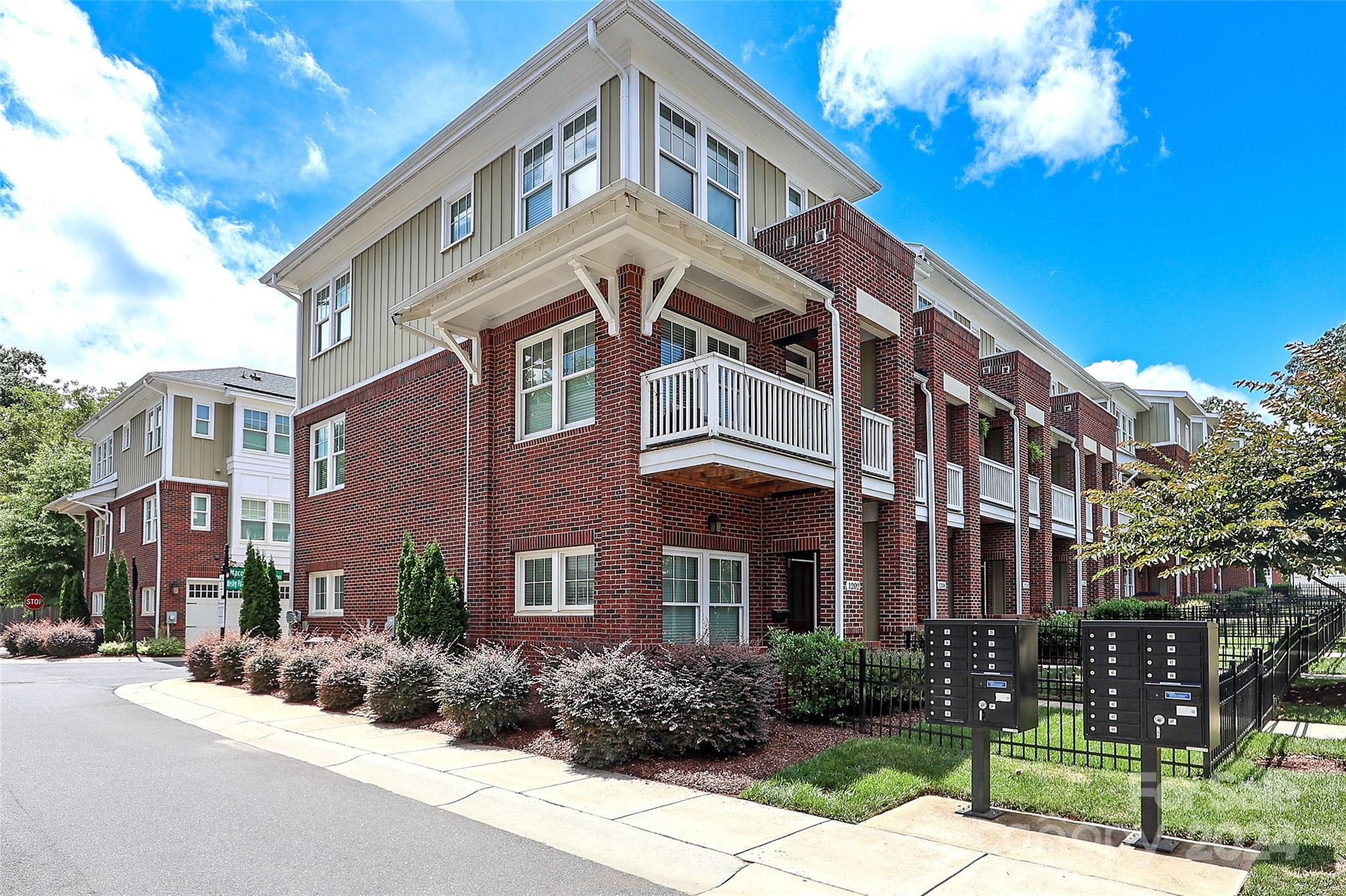 1206 Macomb Place Charlotte NC 28208