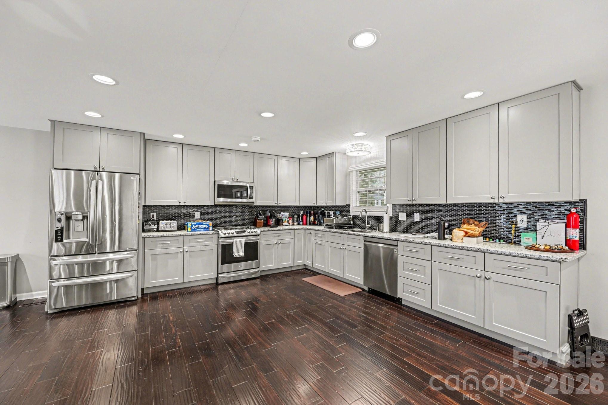 3908 Oak Hollow Court High Point NC 27265