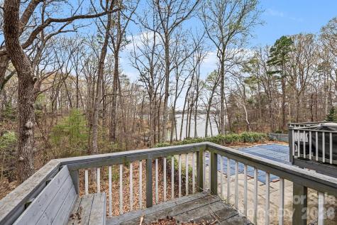 3908 Oak Hollow Court High Point NC 27265