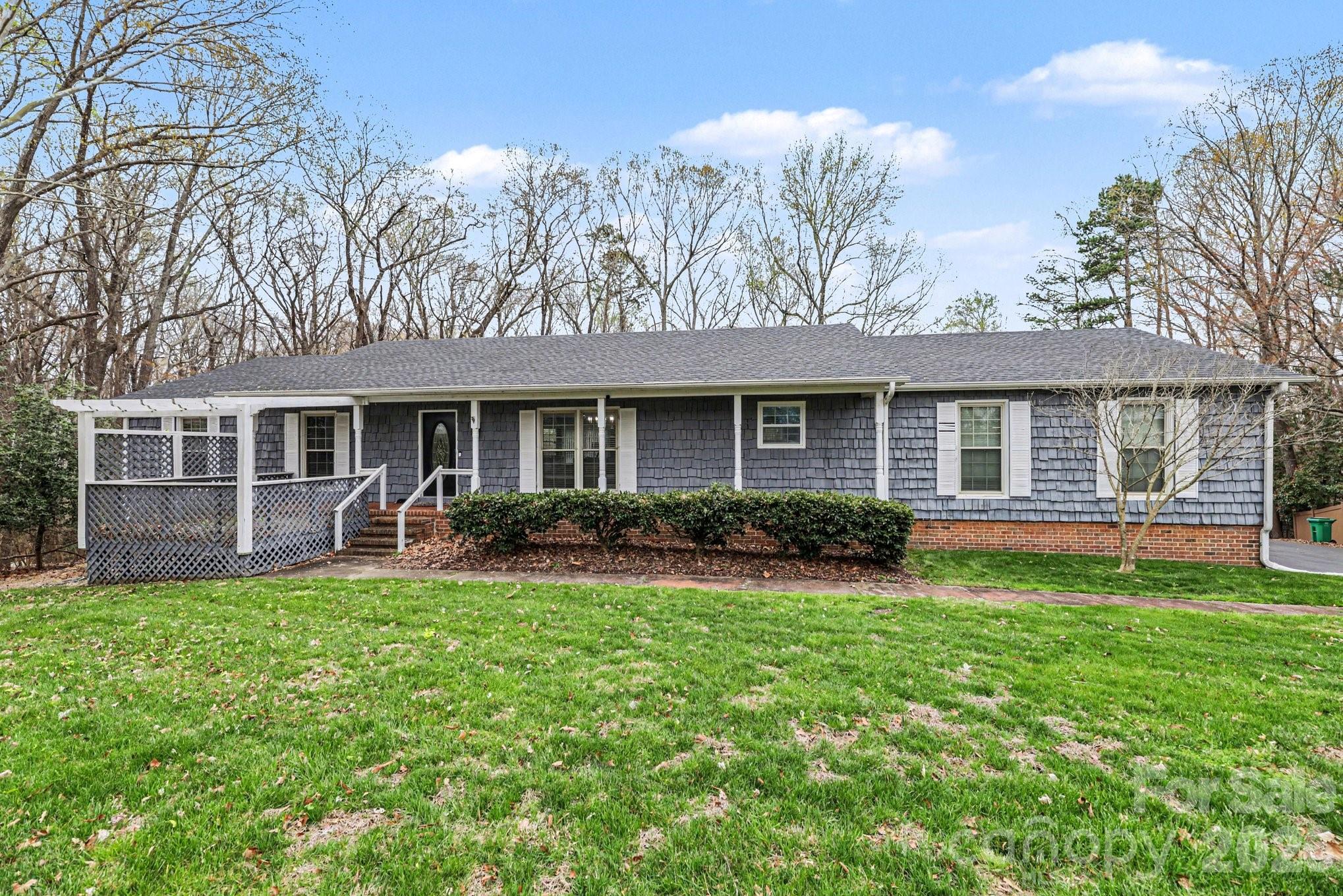 3908 Oak Hollow Court High Point NC 27265