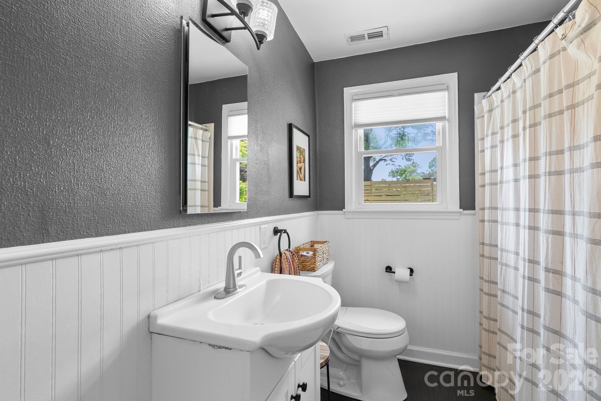343 Oakview Park Road Asheville NC 28803