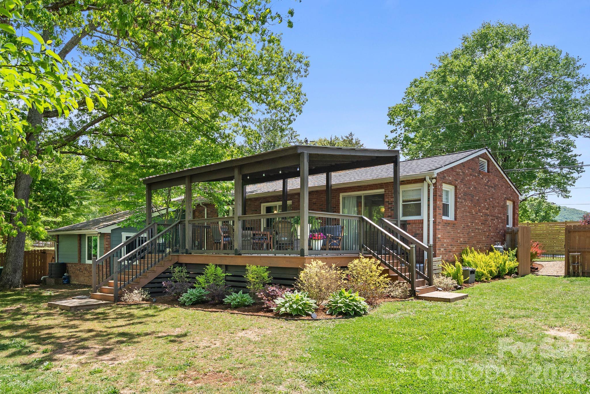343 Oakview Park Road Asheville NC 28803