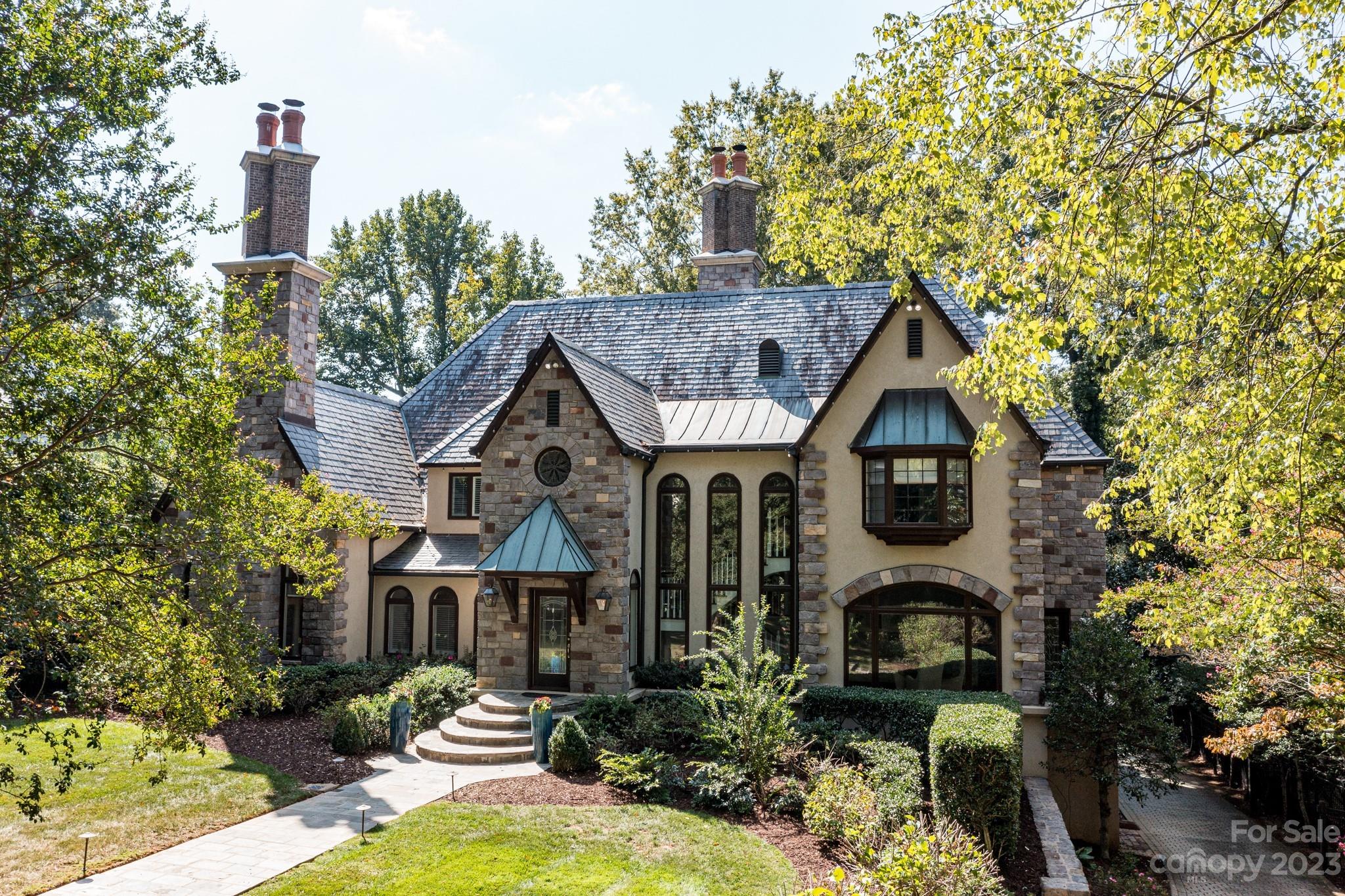 2216 Sherwood Avenue Charlotte NC 28207