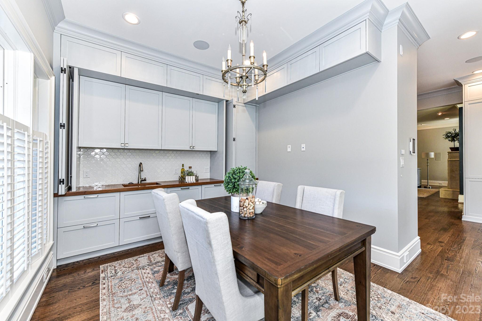 2216 Sherwood Avenue Charlotte NC 28207
