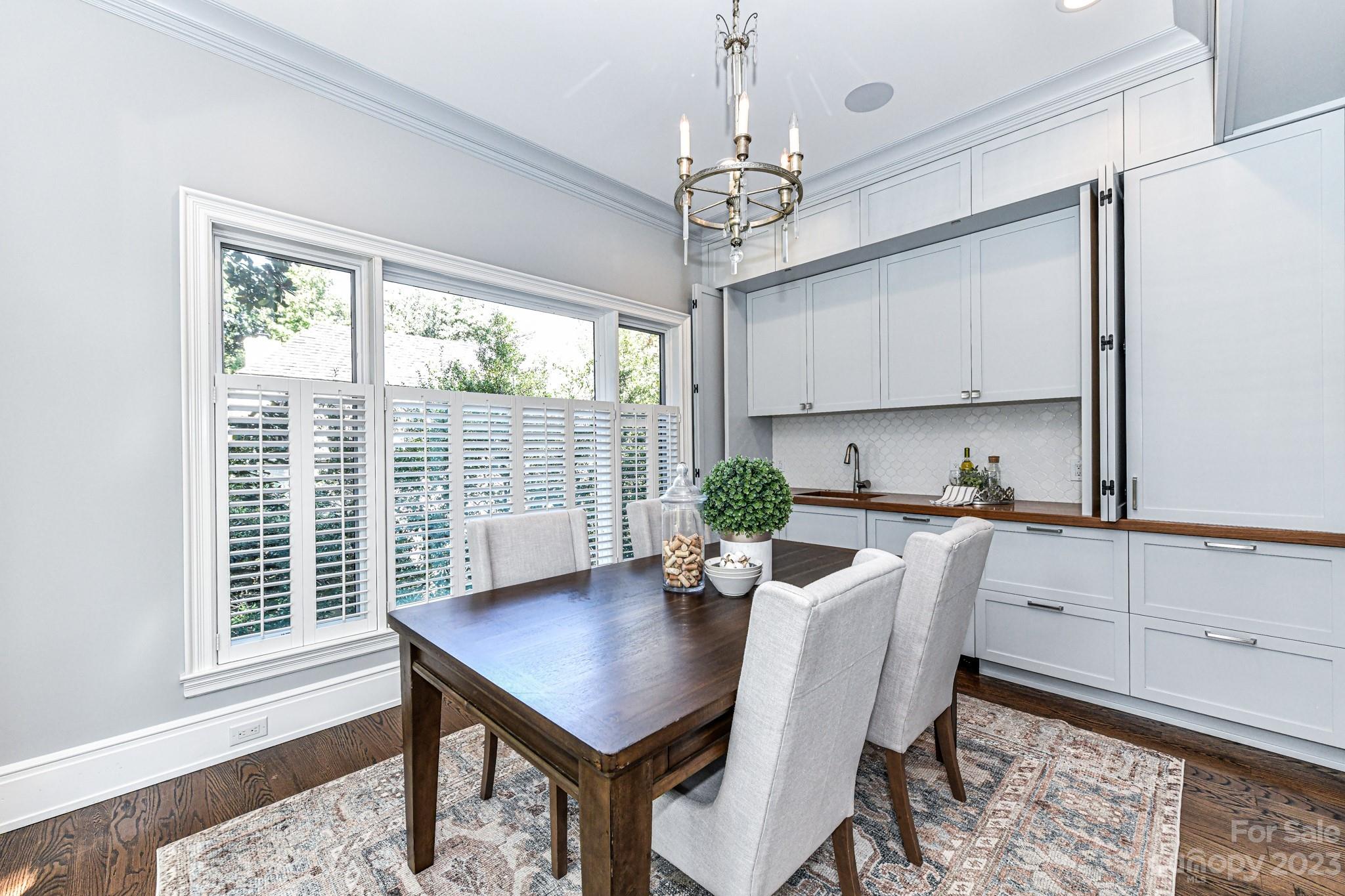 2216 Sherwood Avenue Charlotte NC 28207