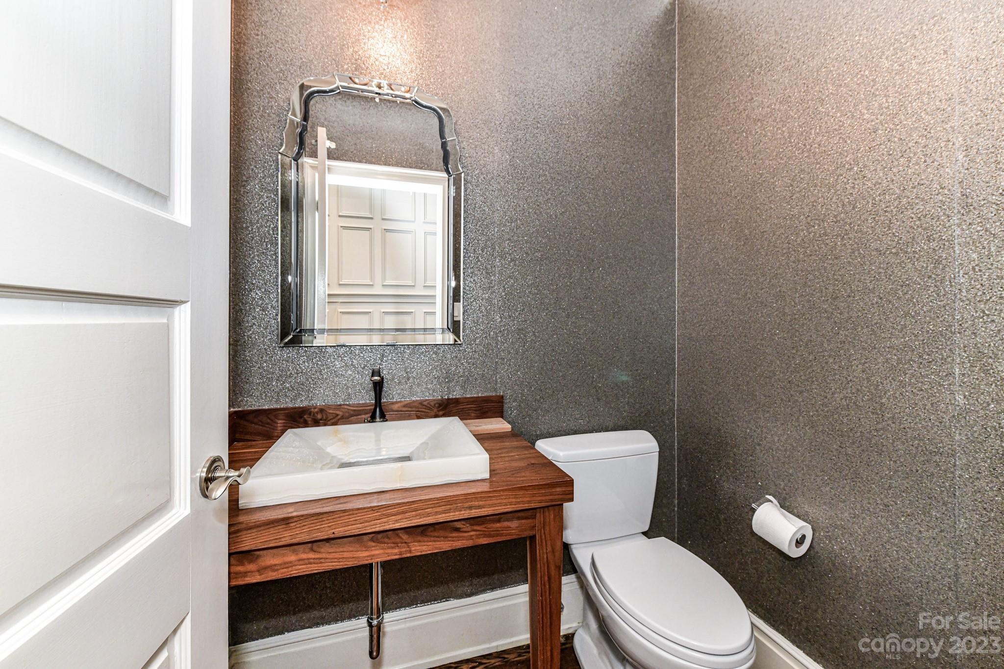 2216 Sherwood Avenue Charlotte NC 28207