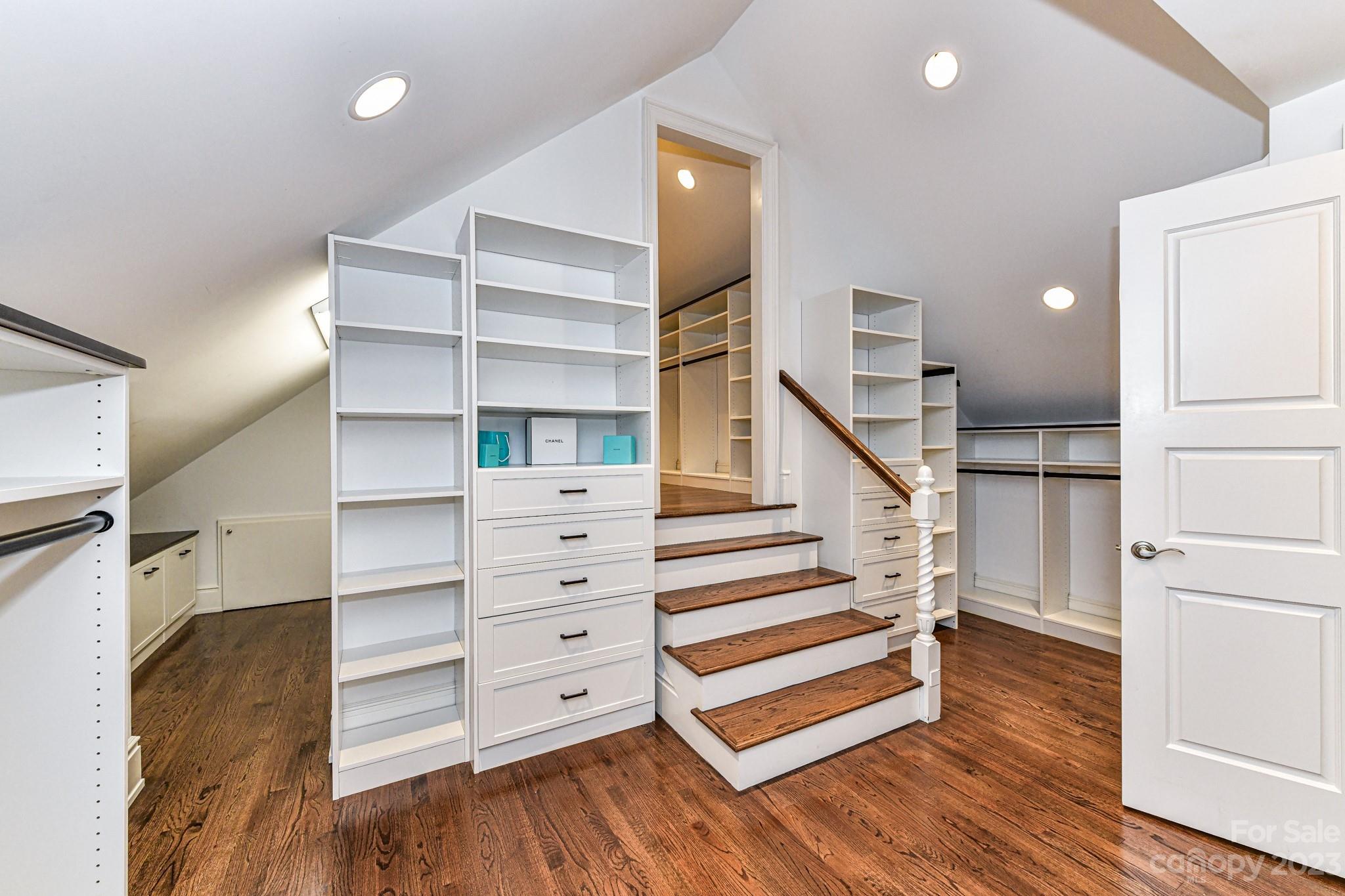 2216 Sherwood Avenue Charlotte NC 28207