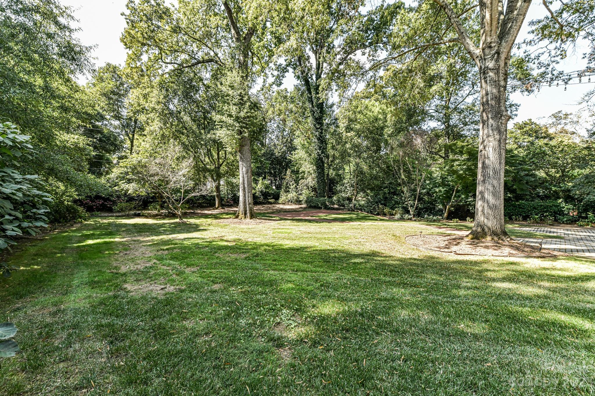 2216 Sherwood Avenue Charlotte NC 28207