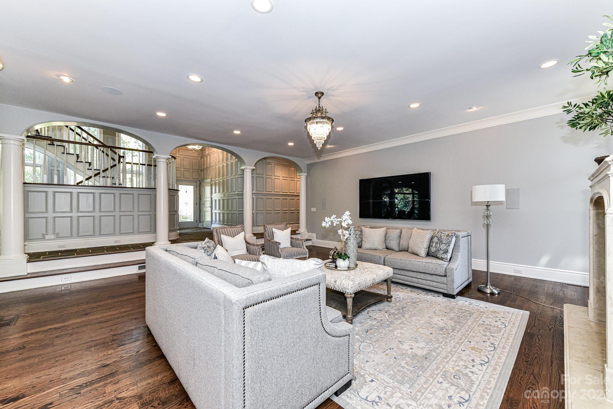 2216 Sherwood Avenue Charlotte NC 28207
