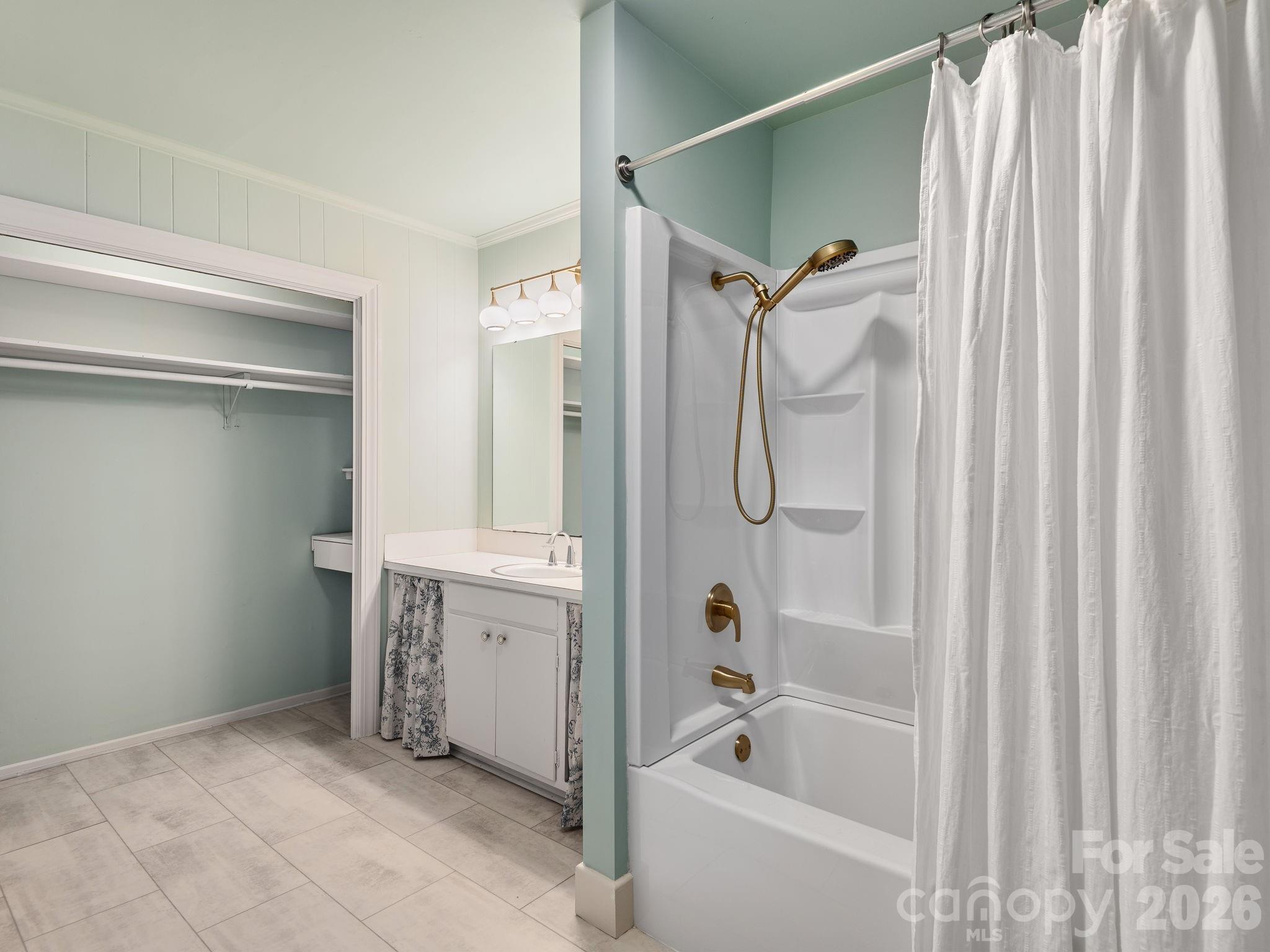 143 S Ridgecrest Avenue Rutherfordton NC 28139