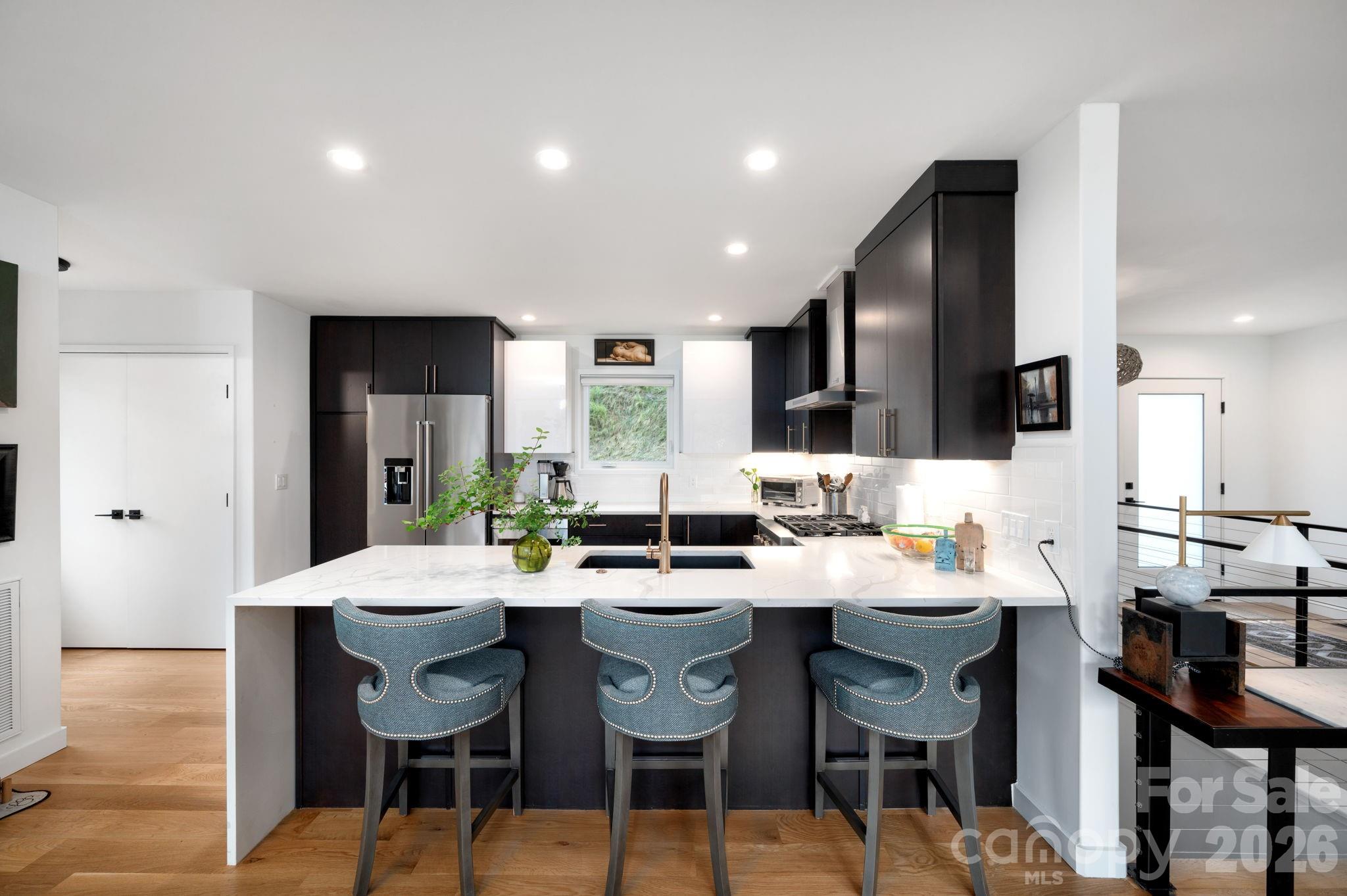 8 Midland Drive Asheville NC 28804