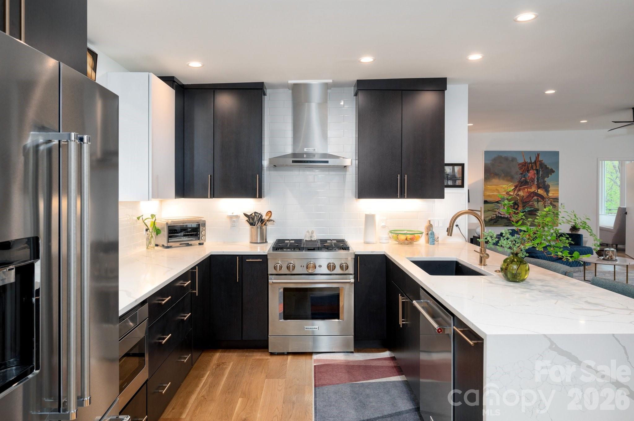 8 Midland Drive Asheville NC 28804