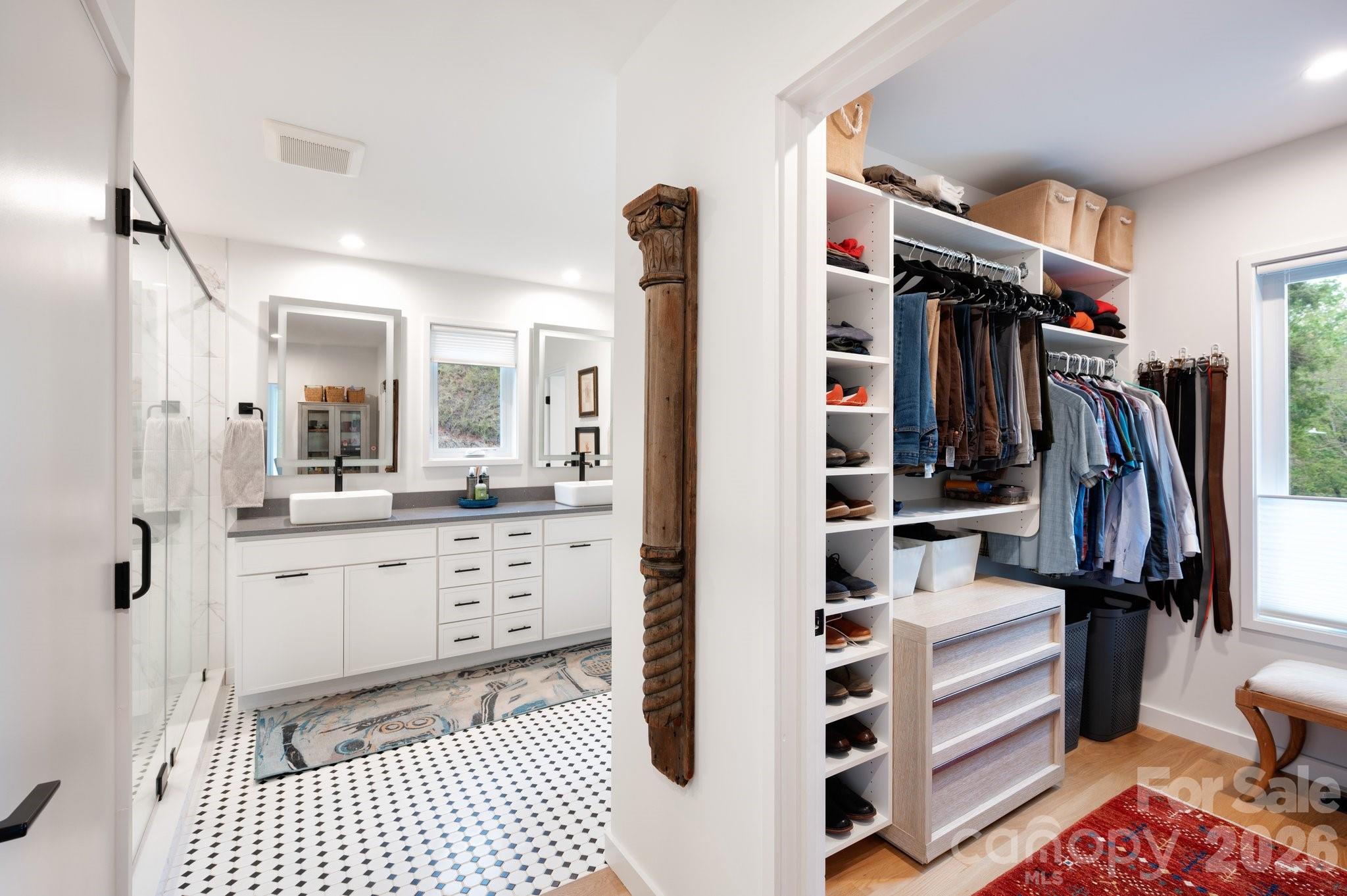 8 Midland Drive Asheville NC 28804