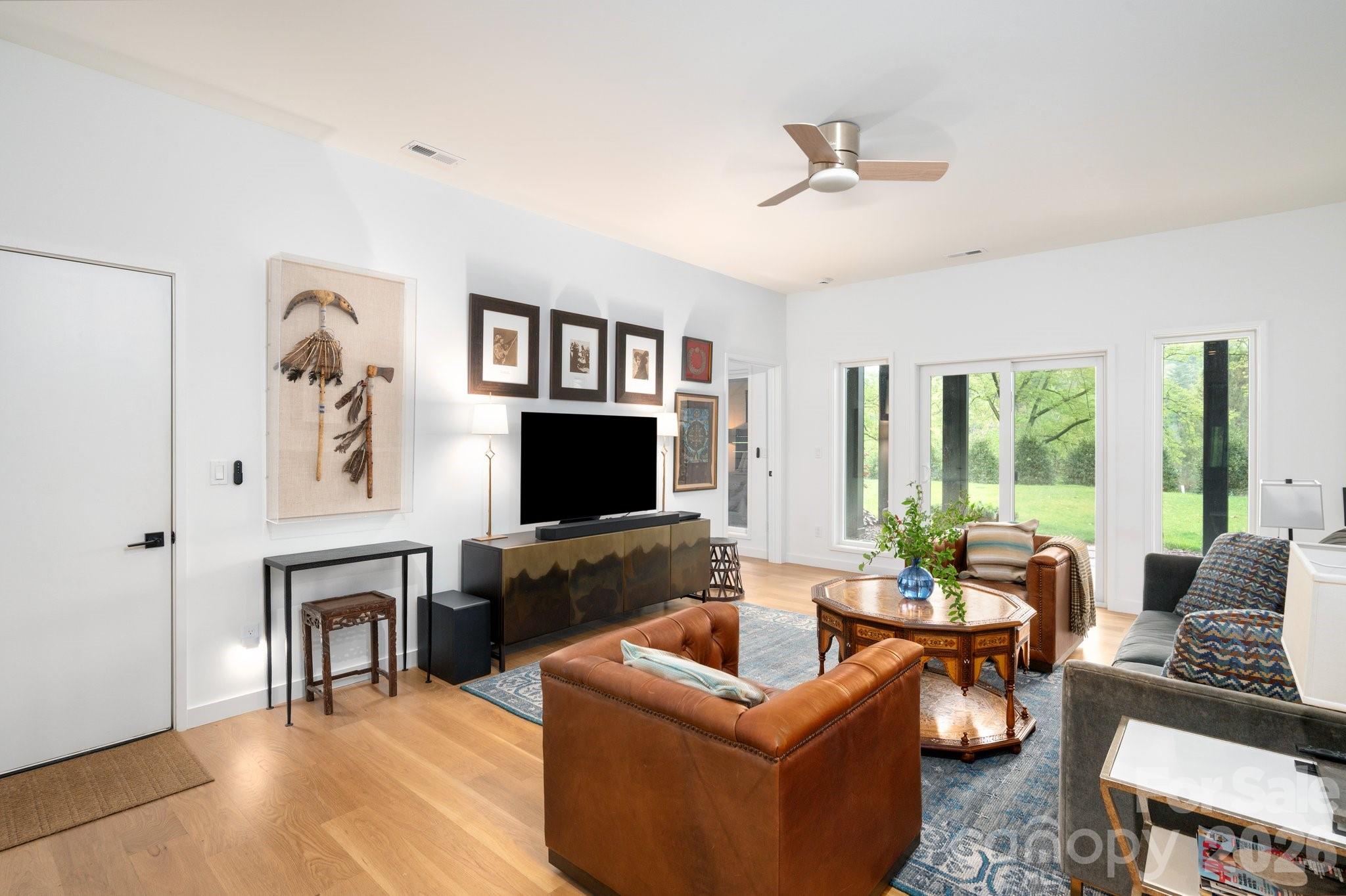 8 Midland Drive Asheville NC 28804