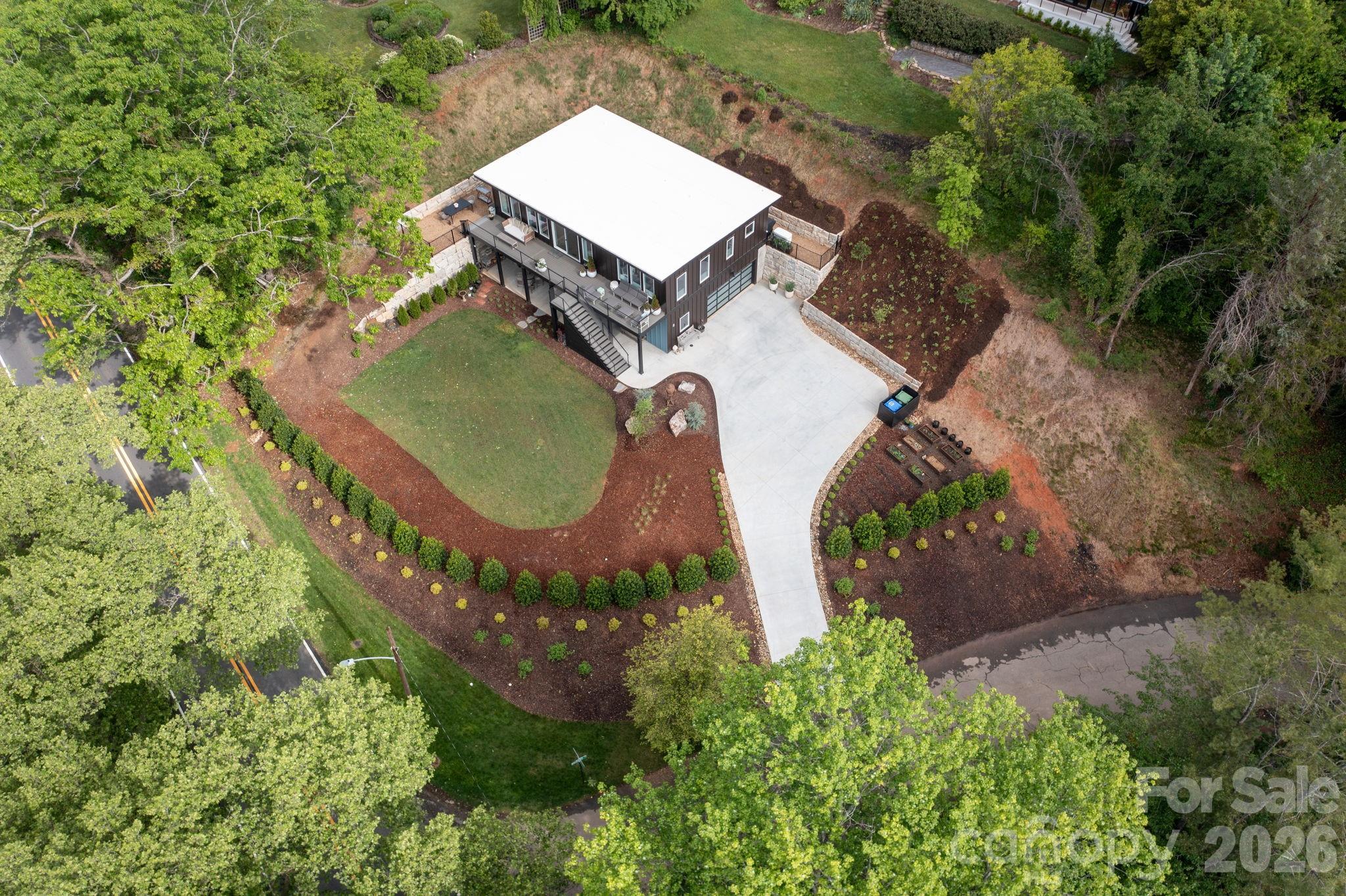 8 Midland Drive Asheville NC 28804