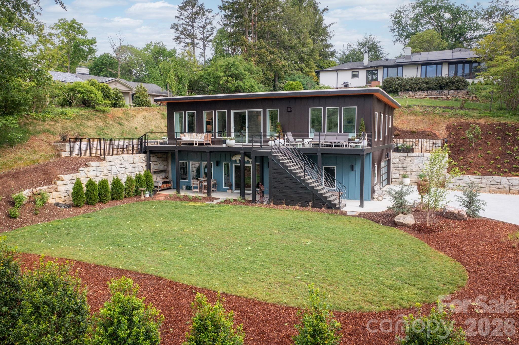 8 Midland Drive Asheville NC 28804