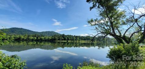 8 Midland Drive Asheville NC 28804