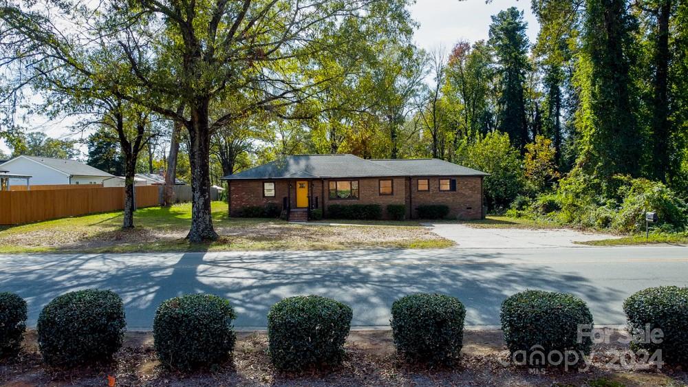 5909 Old Mount Holly Road Charlotte NC 28208