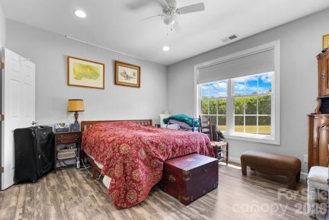 202 Ivy Court Morganton NC 28655