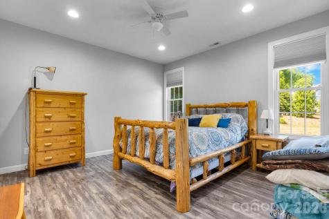 202 Ivy Court Morganton NC 28655