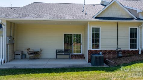 202 Ivy Court Morganton NC 28655