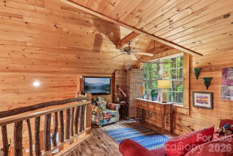 47 Lo Cove Maggie Valley NC 28751