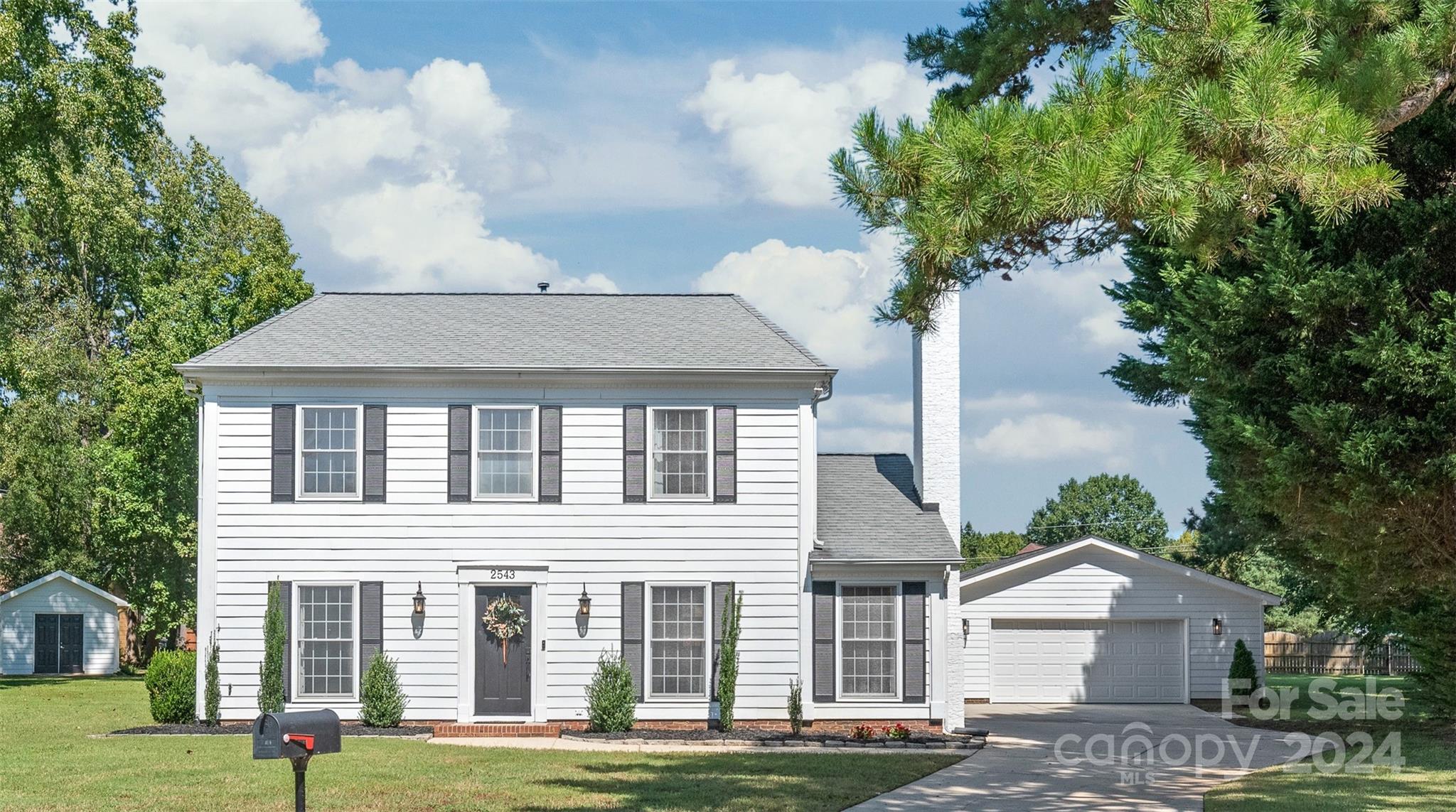2543 Clearkirk Court Matthews NC 28105