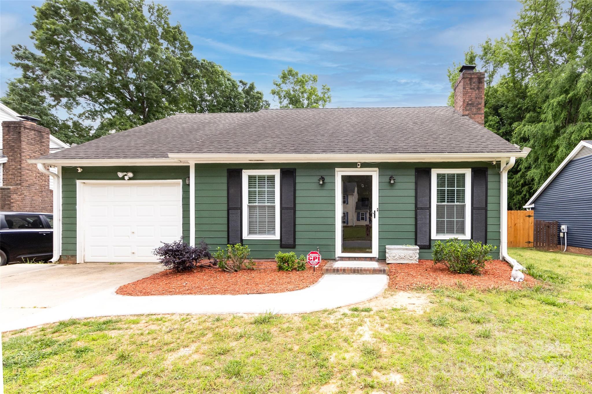 8200 Meadowdale Lane Charlotte NC 28227
