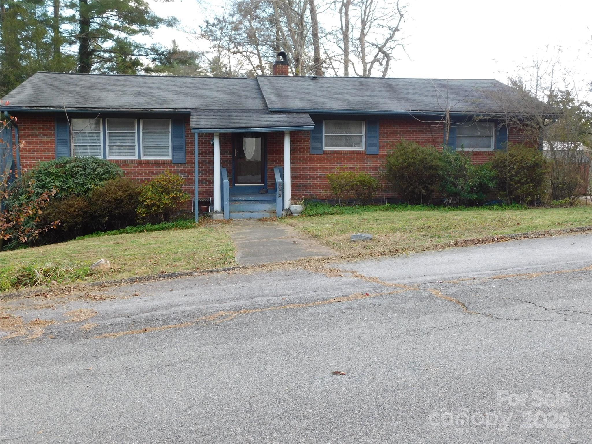 366 Hawthorne Drive Brevard NC 28712