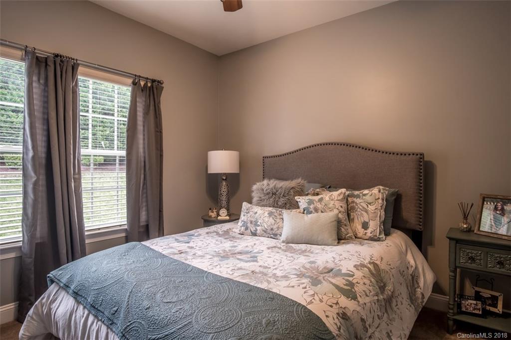 10214 Legolas Lane Charlotte NC 28269