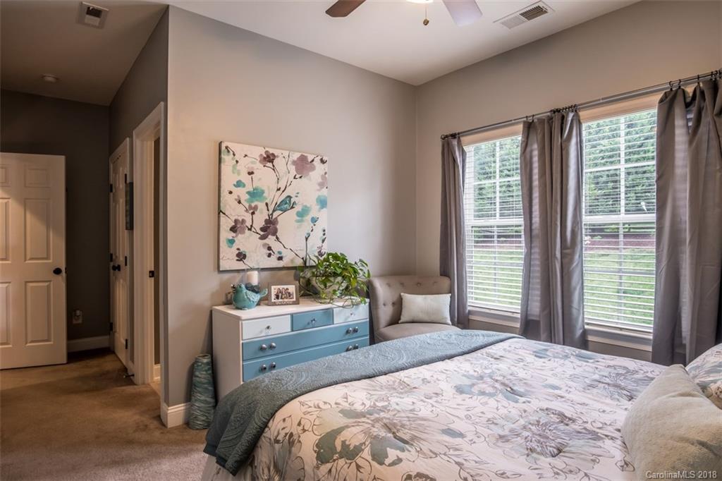 10214 Legolas Lane Charlotte NC 28269